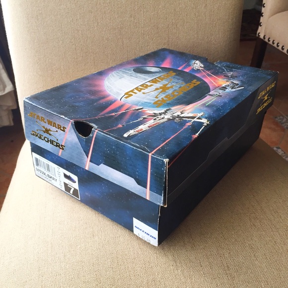 SOLD RARE Star Wars A New Hope Skechers NIB - Picture 6 of 8